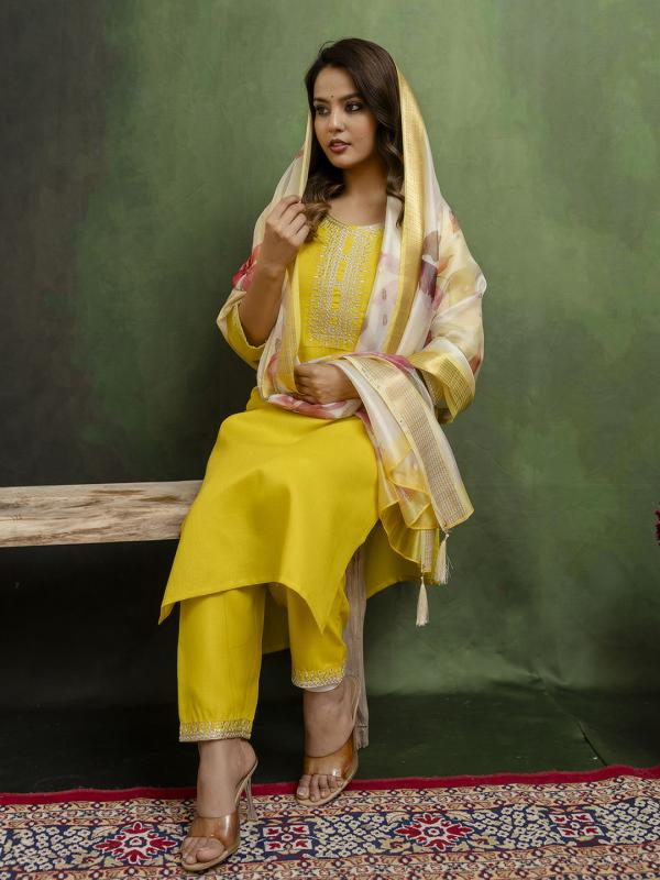 VP 9719 L Women Kurta and Trousers Pant Sets Cotton Blend